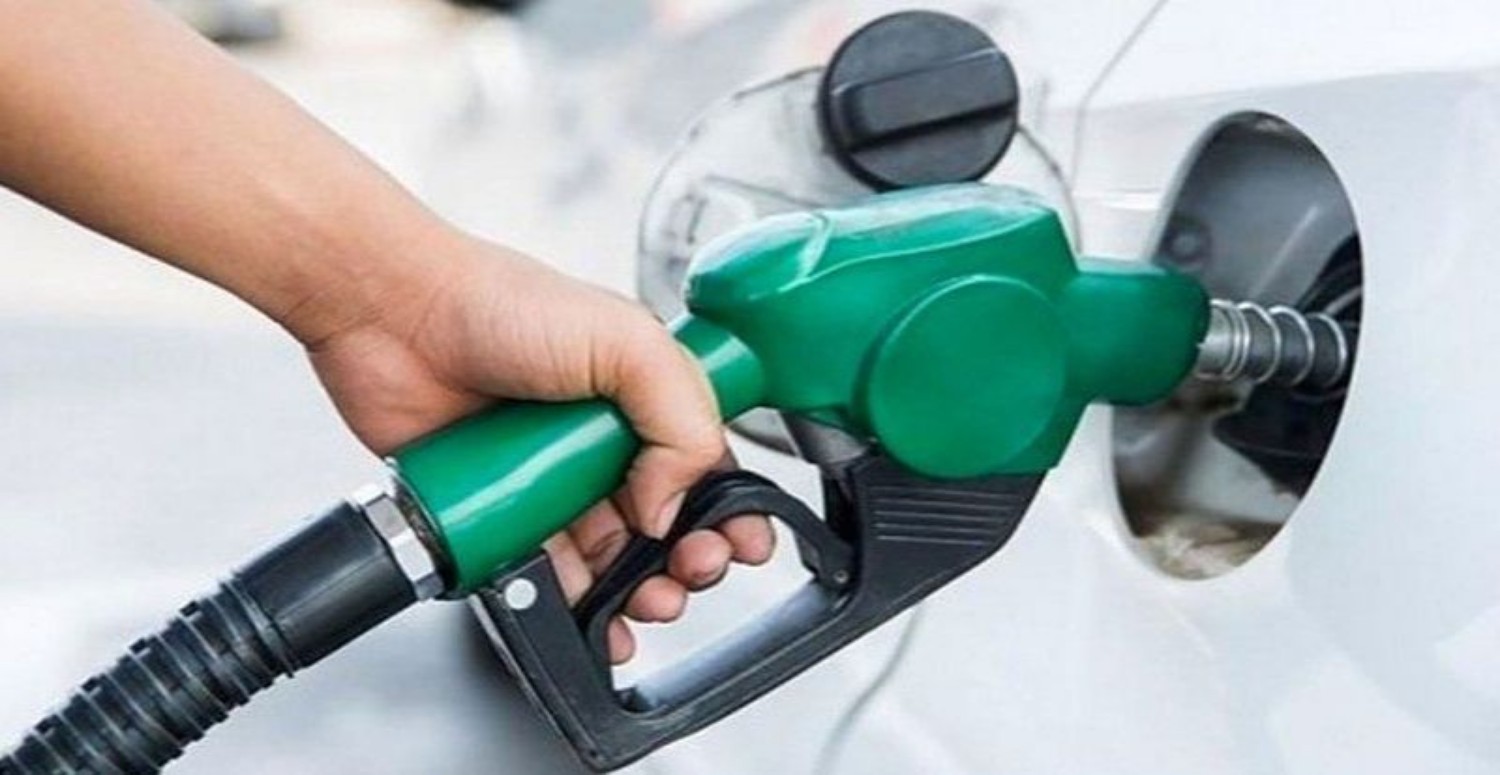 ﻿Araç sahipleri müjde! Akaryakıtta beklenen indirim haberi geldi! Depoları doldurmayın! Büyük gün 15 Kasım