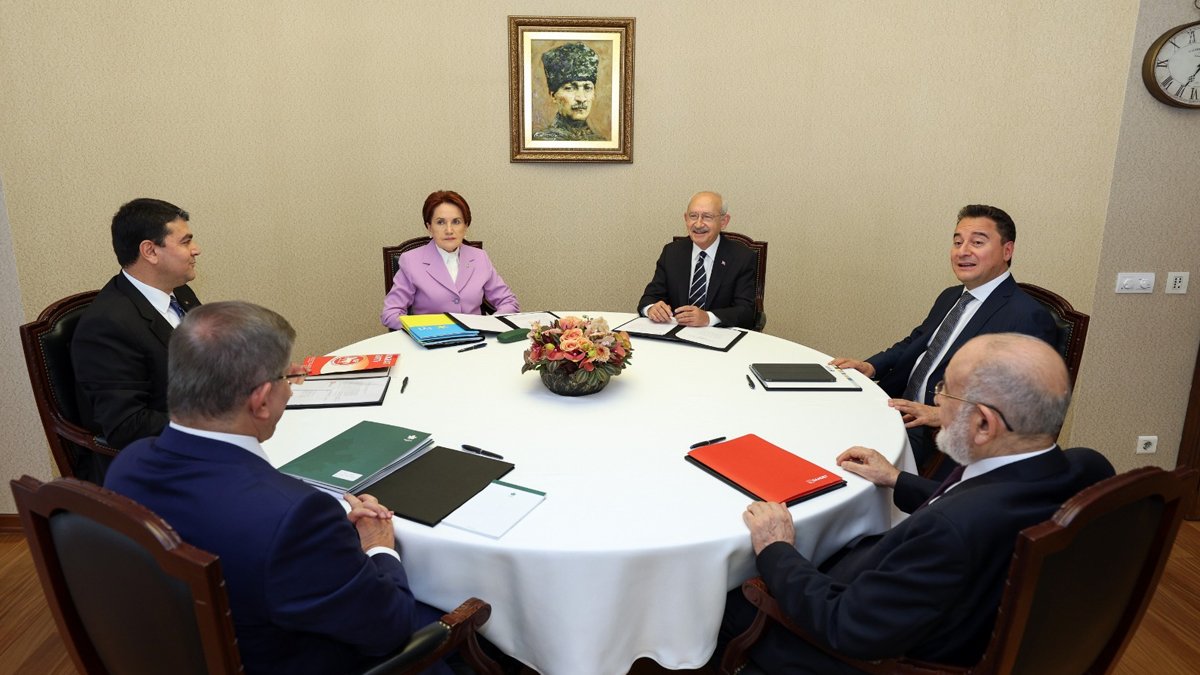 Liderlerden Babacan'a teşekkür