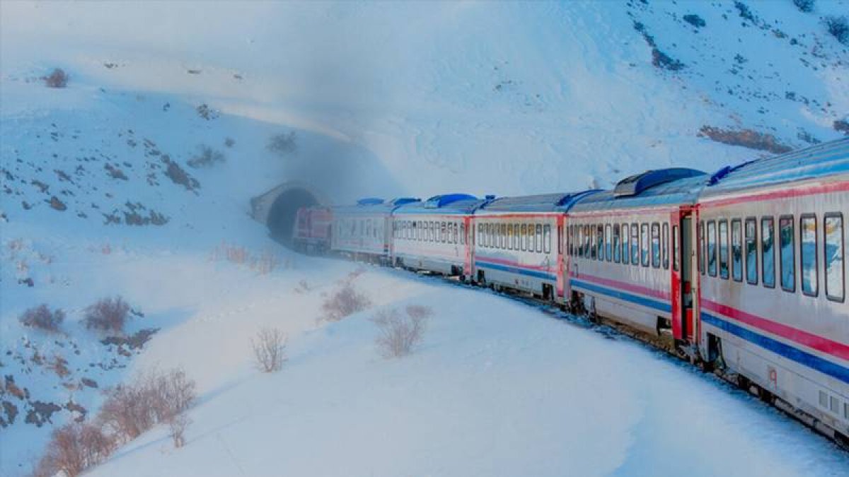 Doğu Ekspresi bilet fiyatları 90 liradan 1300 liraya çıktı