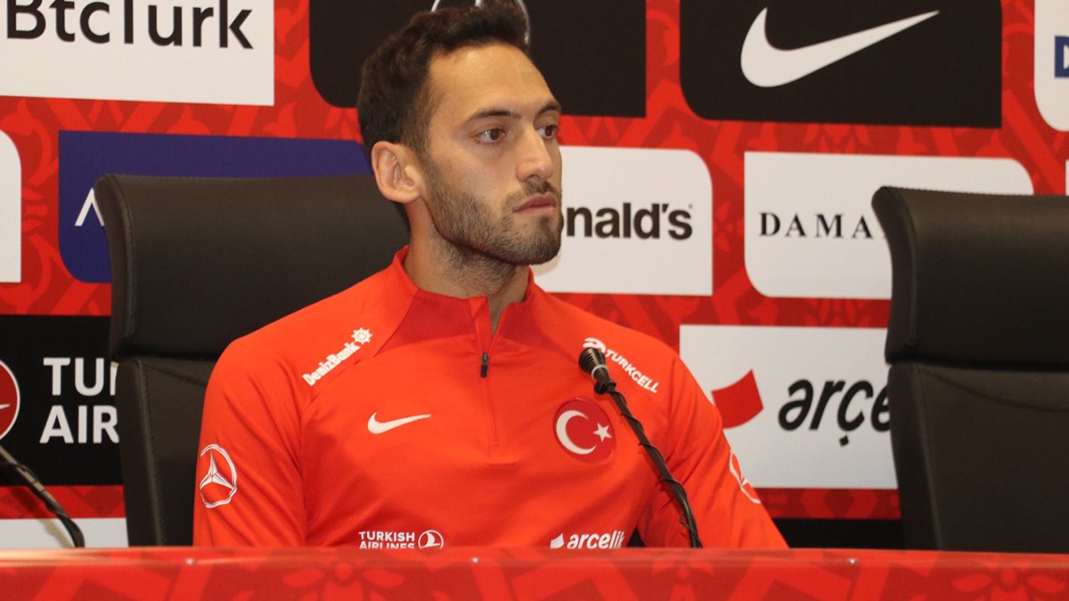 Hakan Çalhanoğlu'ndan Jorge Jesus'a Arda Güler tepkisi: ''Arda Güler'i korumalıyız' diyor ama...''