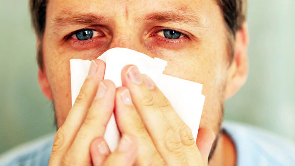 Öksürüğü bıçak gibi kesiyor! Mutfağınızdaki o sebzeyle soğuk algınlığını ve öksürüğü anında bitirin