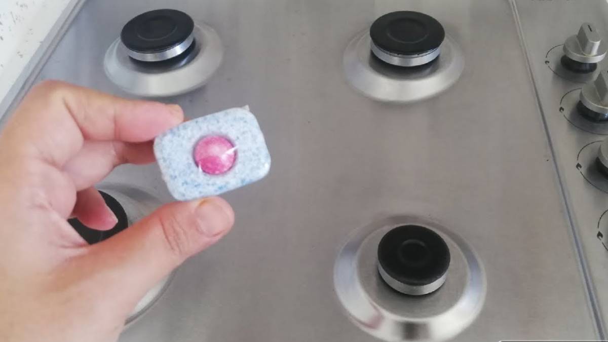 İnsanların sadece yüzde 1'i bunu biliyor! Bulaşık tabletini suda eritin gözlerinize inanamayacaksınız