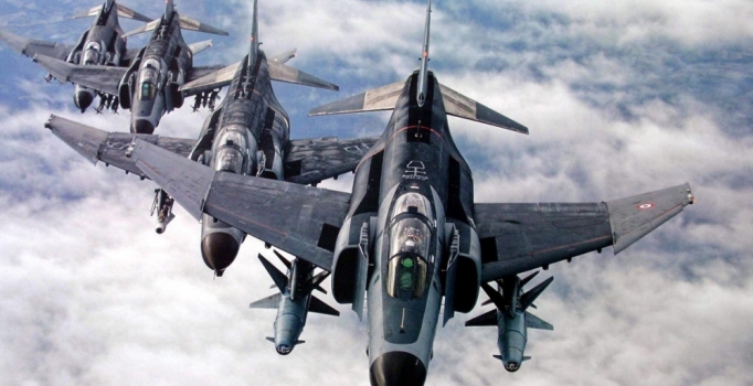 F-16’lar kalkmasın diye pistlerin bombalandığı iddia edildi