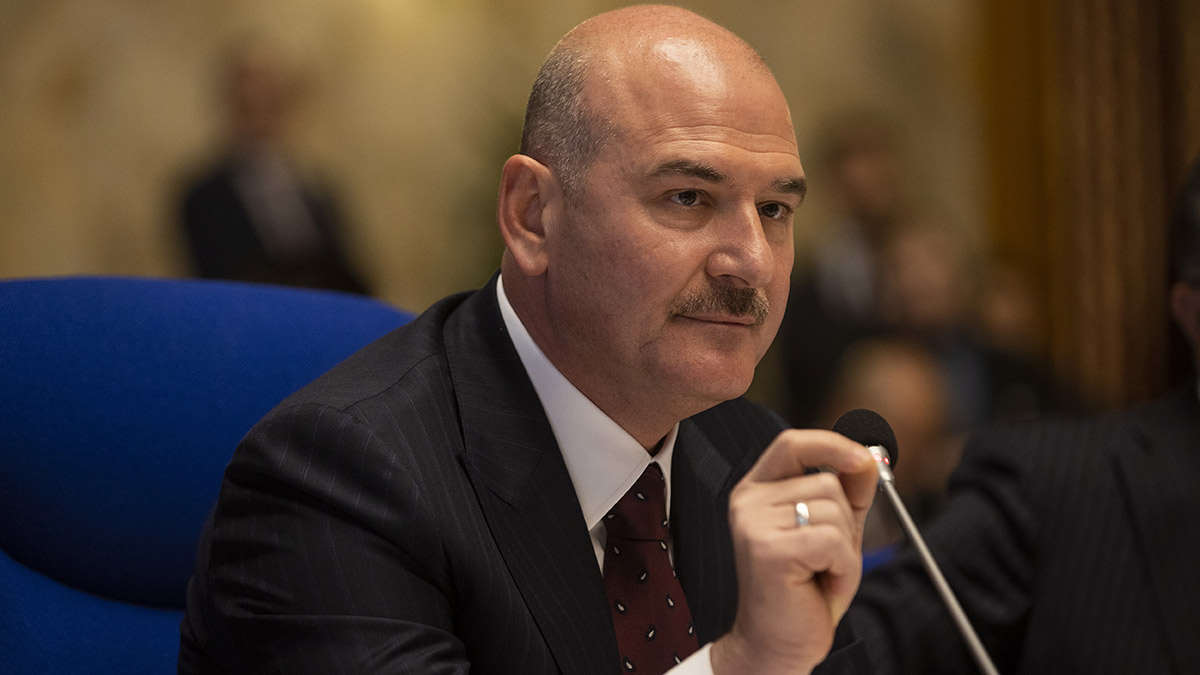 Erdoğan'ın ittifaka davet ettiği Akşener'i hedef aldı: Resimlerini gösteririm