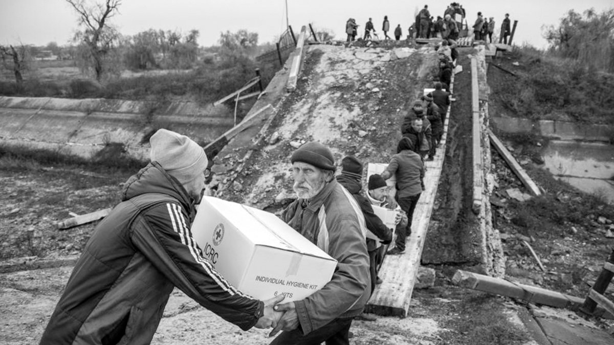 Herson’da insani dayanışma zinciri