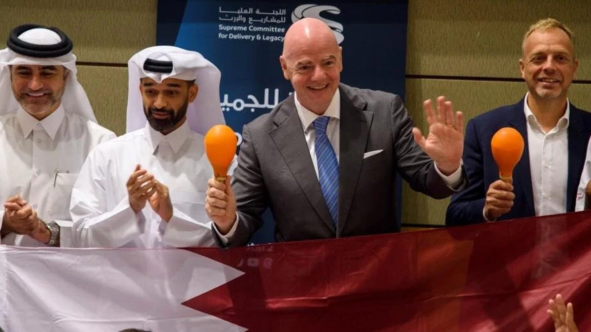 FIFA Başkanı İnfantino'dan Dünya Kupası'nın Katar'da düzenlenmesini eleştirenlere sert çıkış: '3 Saat bira içmezlerse ölmezler'