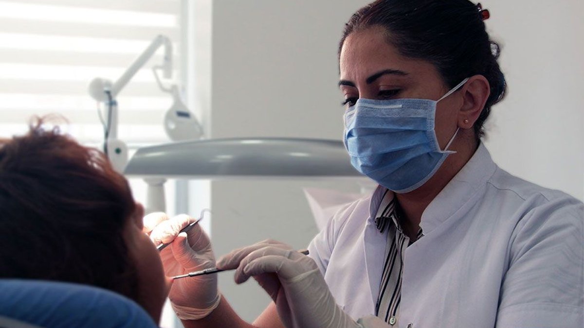 Ağız ve diş sağlığı çalışanları da ekonomik krizin pençesinde: Yüzde 83,7'si borçlanmadan yaşayamıyor