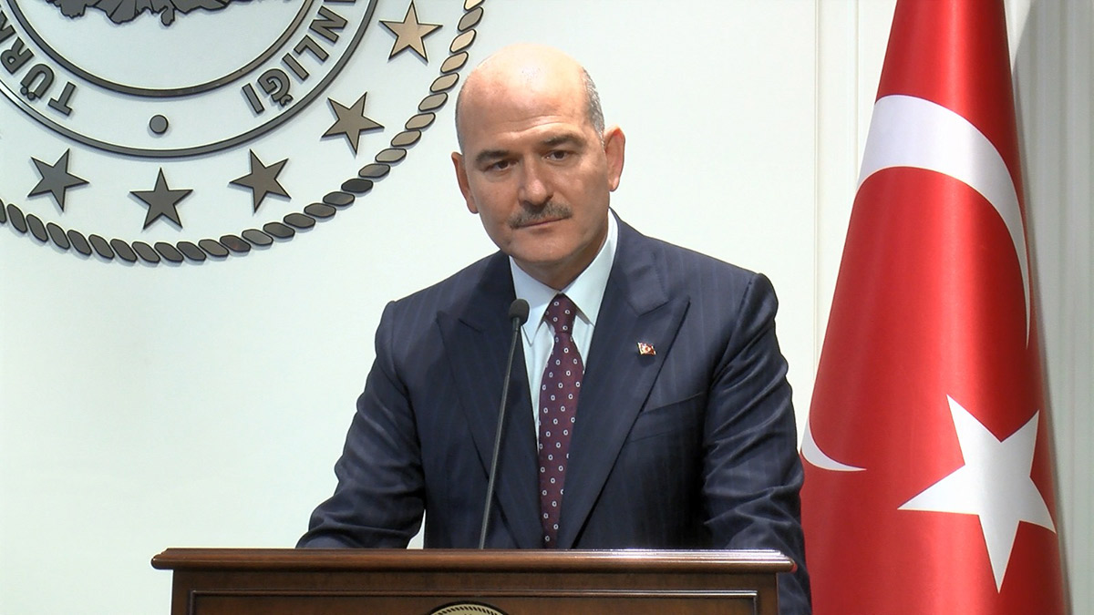 Soylu İstiklal saldırısı üzerinden Batı'ya yüklendi: Polonya'ya 2 bomba düştü diye NATO ayağa kalktı