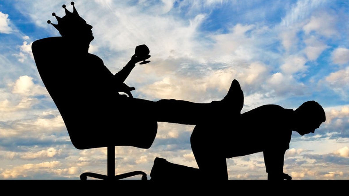 Kendinden başkasını düşünmeyen burçlar! Onların bencilliği sizi çileden çıkarır...