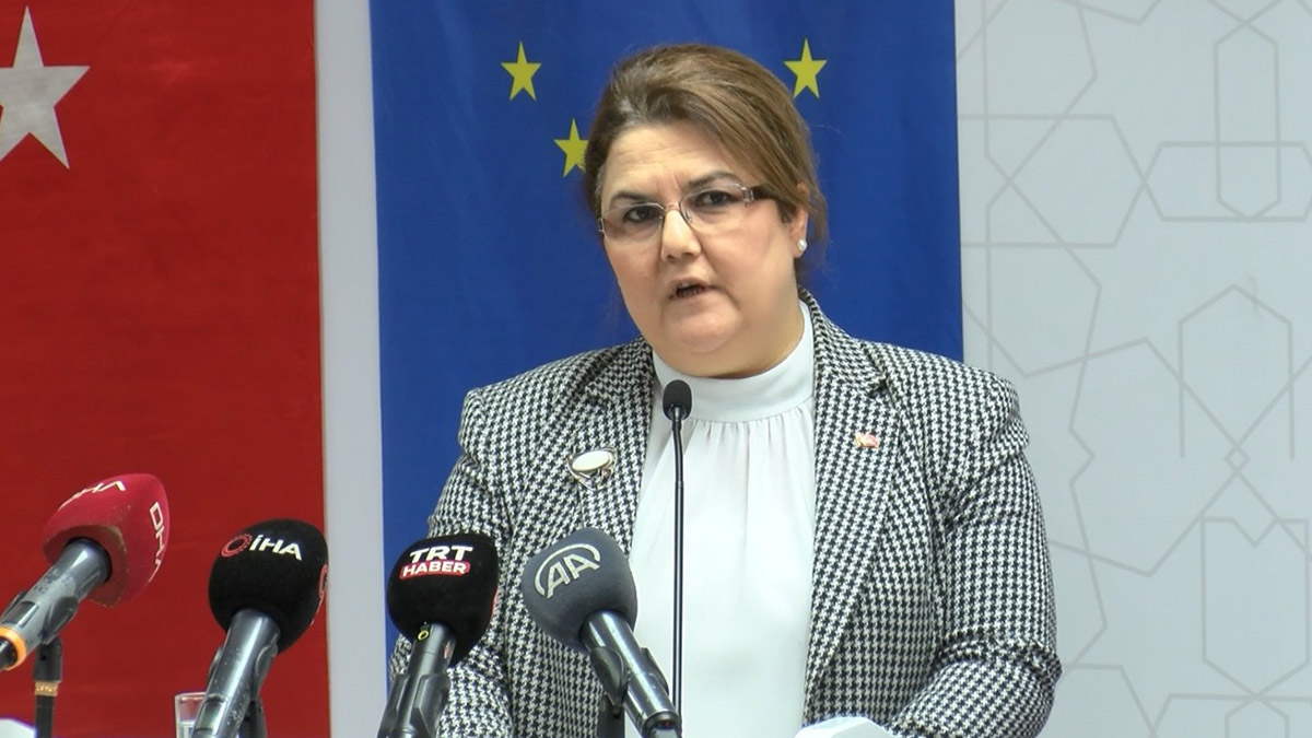 Aile ve Sosyal Hizmetler Bakanı Derya Yanık: Türkiye sığınmacılara kendi öz kaynaklarından yaklaşık 45 milyar dolar harcadı