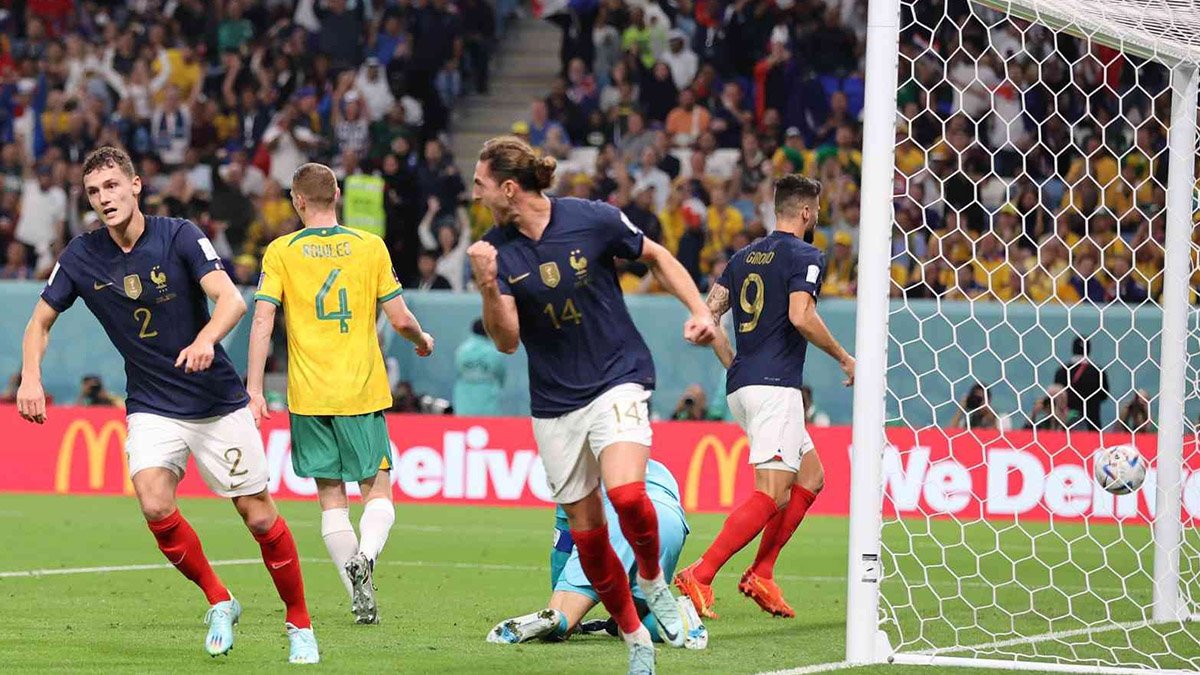 2022 Dünya Kupası'nda son şampiyon Fransa geriye düştüğü maçta farka gitti