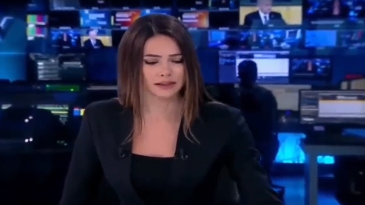 Depreme canlı yayında yakalandı: Korku dolu anlar kamerada