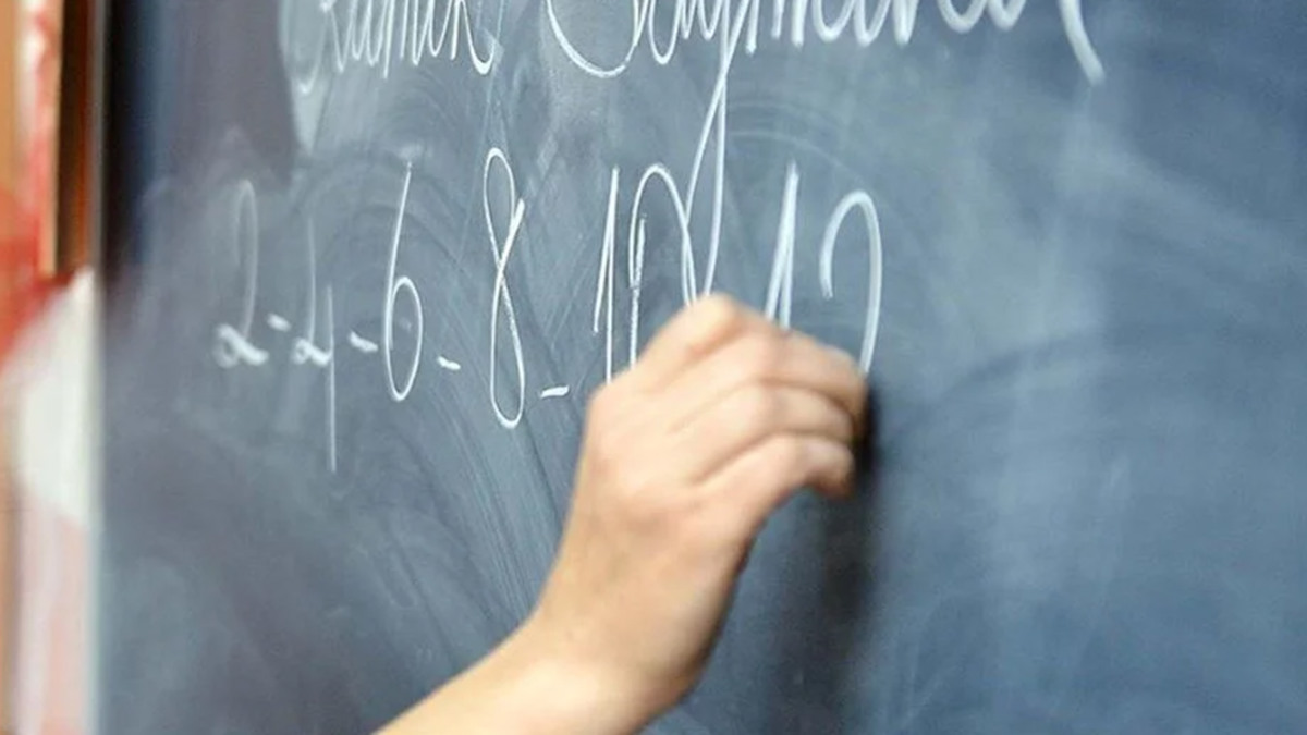 Siyasi liderlerden Öğretmenler Günü mesajları