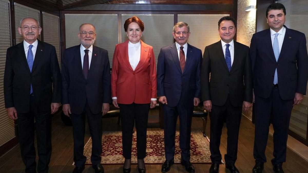 Altılı masanın davetiyesi ortaya çıktı