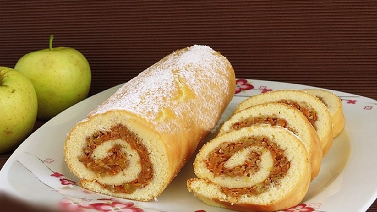 Yerken bitsin istemeyeceksiniz! Bu tarif Pelit Pastanesi'nde bile yok: Elmalı rulo pasta