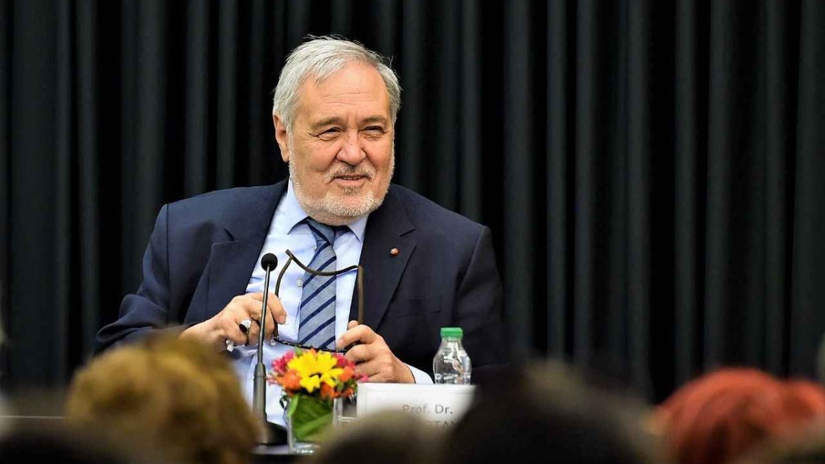 İlber Ortaylı koronavirüse yakalandı