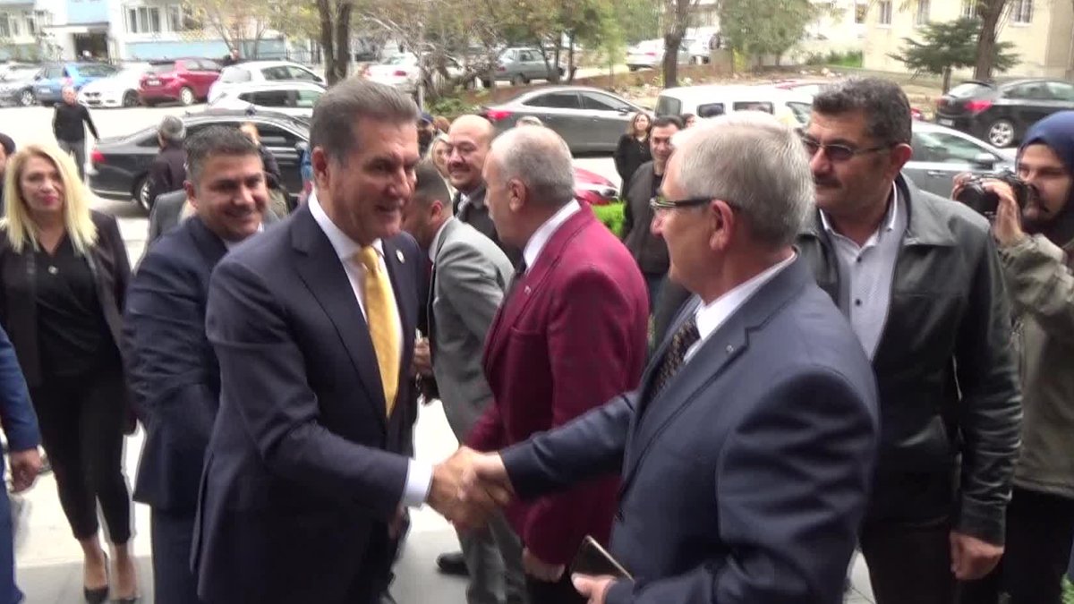 Sarıgül'den yabancı futbolcu eleştirisi: 8 Türk 3 yabancı oynamalı