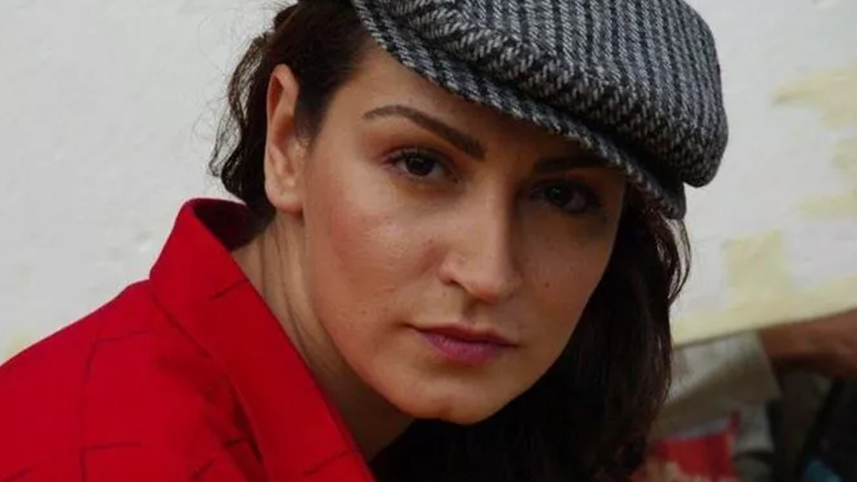 Akasya Durağı’nın şoför Leyla’sını görenler şaşırıp kalıyor! İşte Ayça İnci’nin ağızları açık bırakan son hali!