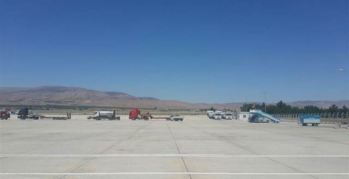 2. Ordu Komutanlığında 7 askeri kargo uçağına operasyon - Son dakika haberleri