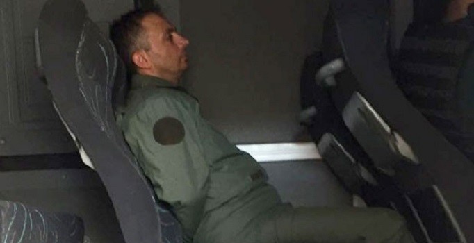 Erdoğan'ın Marmaris'te kaldığı otele operasyon düzenleyen askerlerden 7'si İzmir'e getirildi