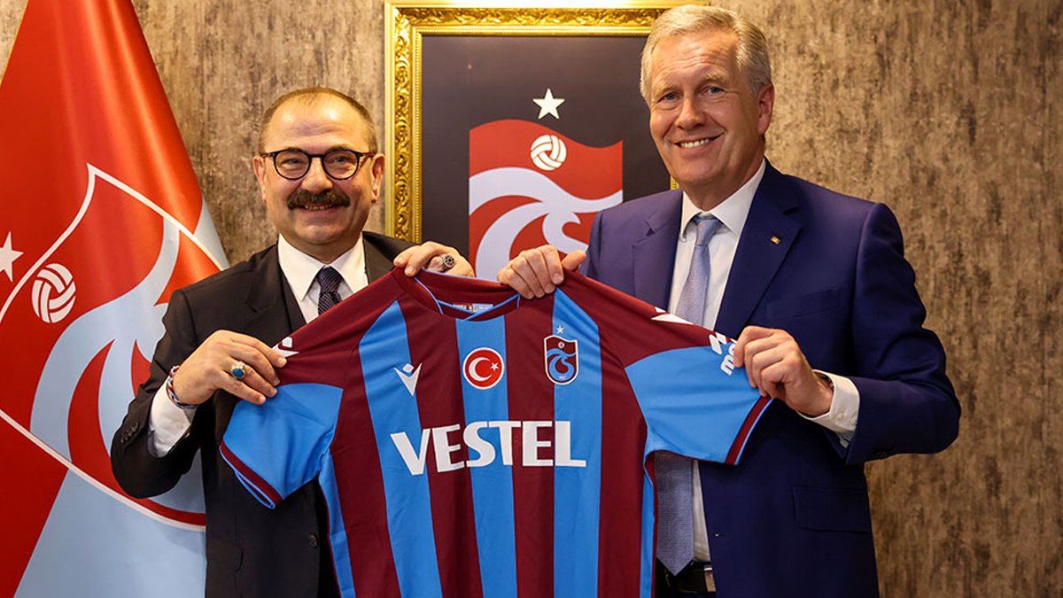 Eski Almanya Cumhurbaşkanı Wulff Trabzonspor'u ziyaret etti