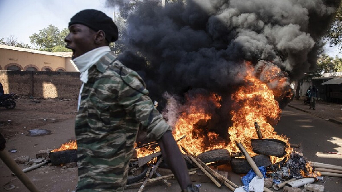 Batı Afrika ülkesinde askeri araca mayınlı saldırı: 4 ölü