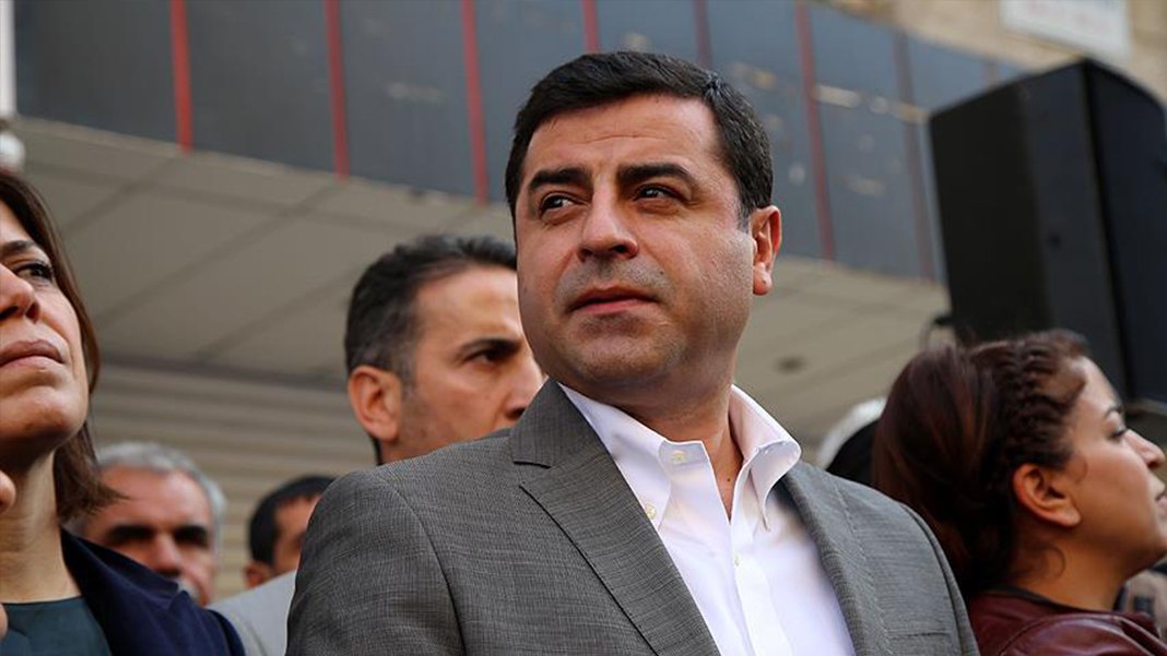 Selahattin Demirtaş'a Milli Savunma Bakanlığı'ndan tazminat davası! Avukatı böyle duyurdu