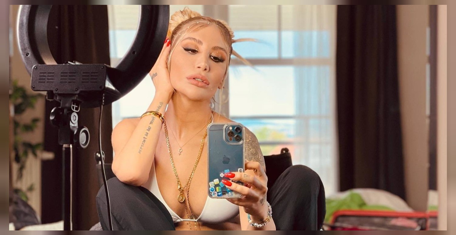 İrem Derici kimdir, gerçek adı nedir? Şarkılar Bizi Söyler İrem Derici kaç yaşında, nerelidir? İrem Derici biyografisi ve hakkında bilgiler