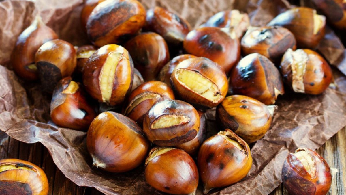 Bu yöntemi kimse bilmiyor! Dışı çıtır çıtır içi kıyır kıyır kestane pişirin: Basit ve denenmiş yöntem
