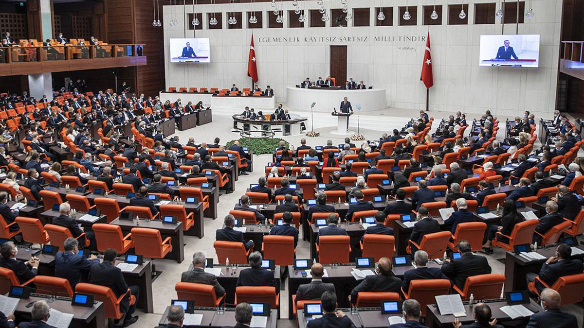 63 fezleke hazır: Aralarında Kılıçdaroğlu ve Özdağ da var