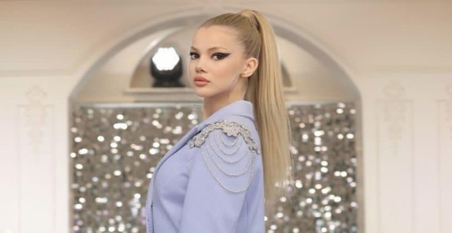 Doya Doya Moda Elisa neden diskalifiye edildi? Elisa yarışmadan neden ayrıldı? Doya Doya Moda Elisa'nın başını bakın hangi yarışmacı yaktı!