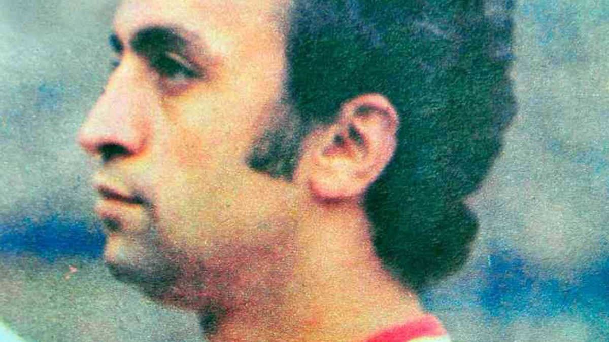 Galatasaray ve Fenerbahçe’de forma giyen eski milli futbolcu "Büyük Mehmet" vefat etti