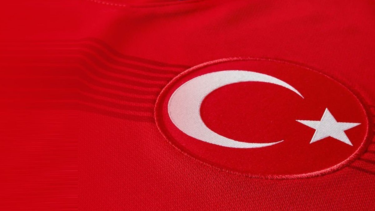 Futbol dünyası yasta! Milli Takım'ın efsane ismi hayatını kaybetti