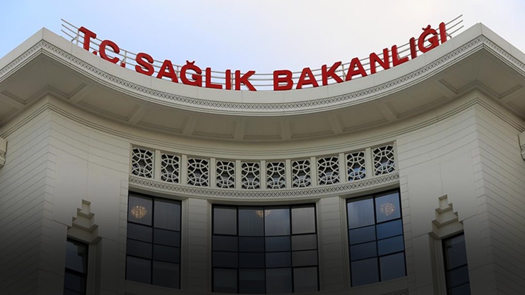 Sağlık Bakanlığı'na 42 bin 500 personel alınacak: İşte başvuru tarihleri