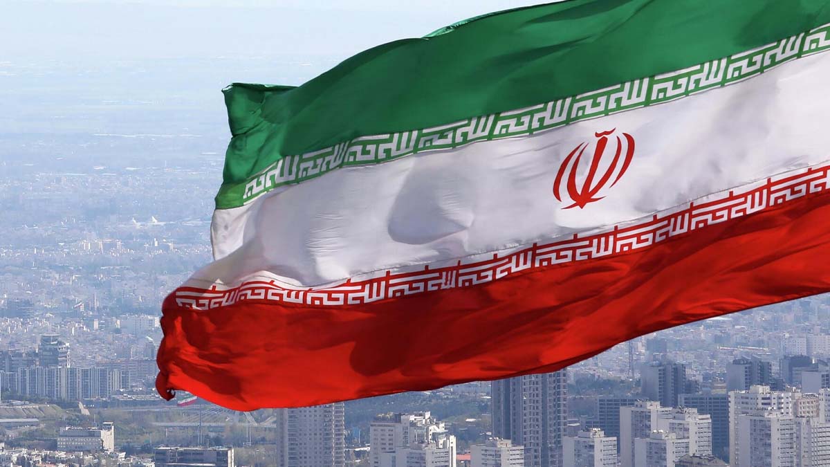 İran'dan muhalif gazeteciyi 'ajan' gözaltısı