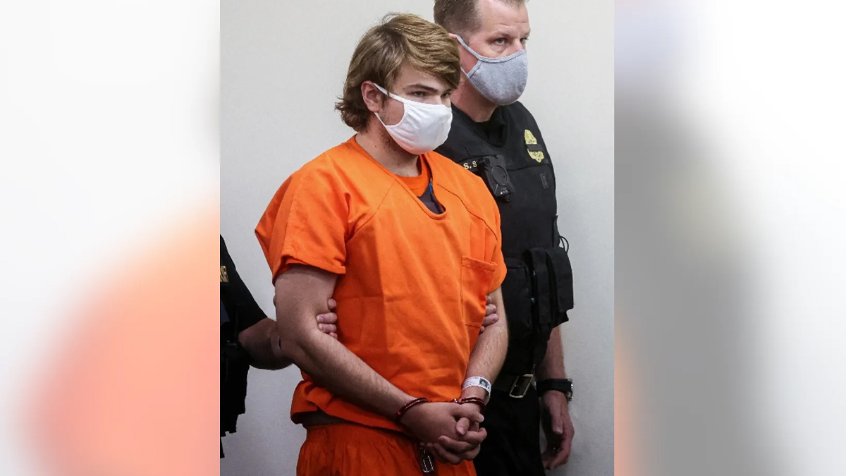 Buffalo'daki ırkçı saldırıda 10 kişiyi öldüren zanlı suçlamaları kabul etti