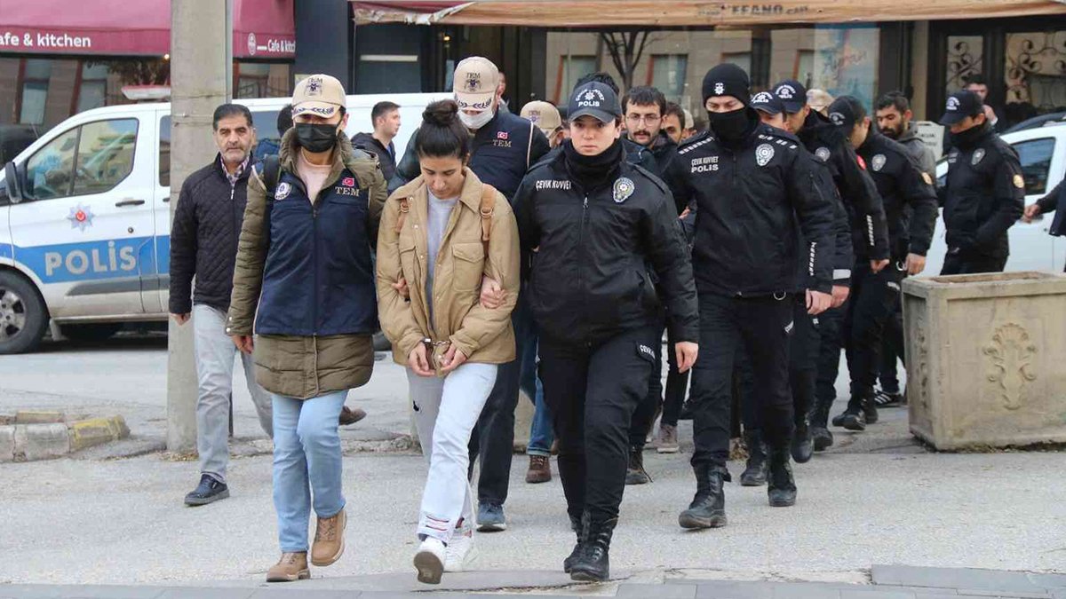 Eskişehir’de terör operasyonu: 8 şüpheliden 4’ü tutuklandı