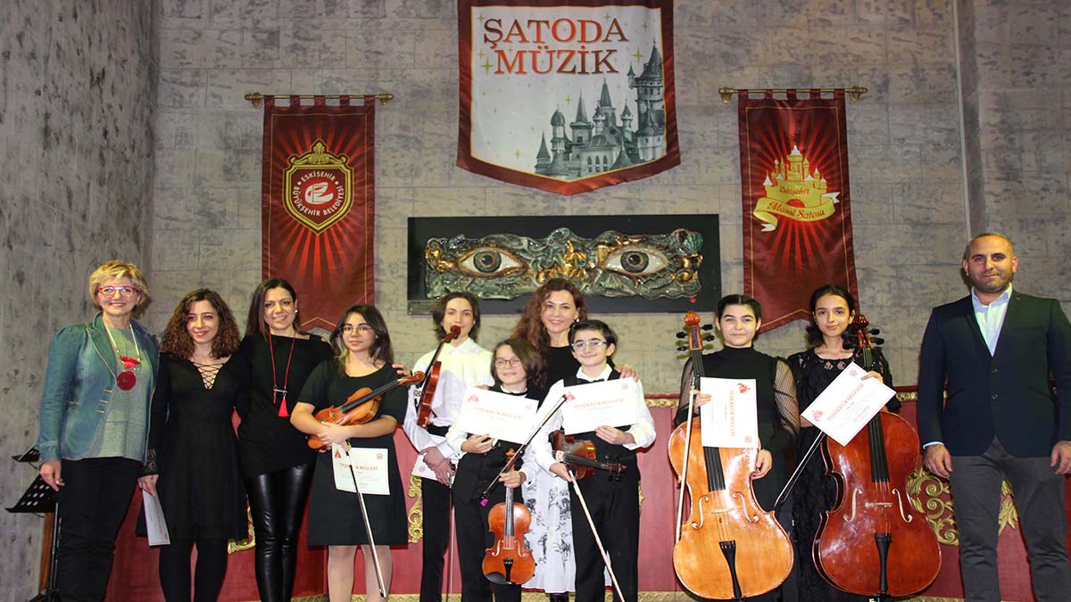 Öğrencilerden muhteşem konser