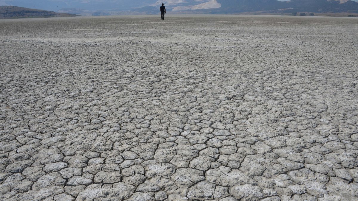 Göller Yöresi çöle döndü: Değişim uydu görüntülerinde