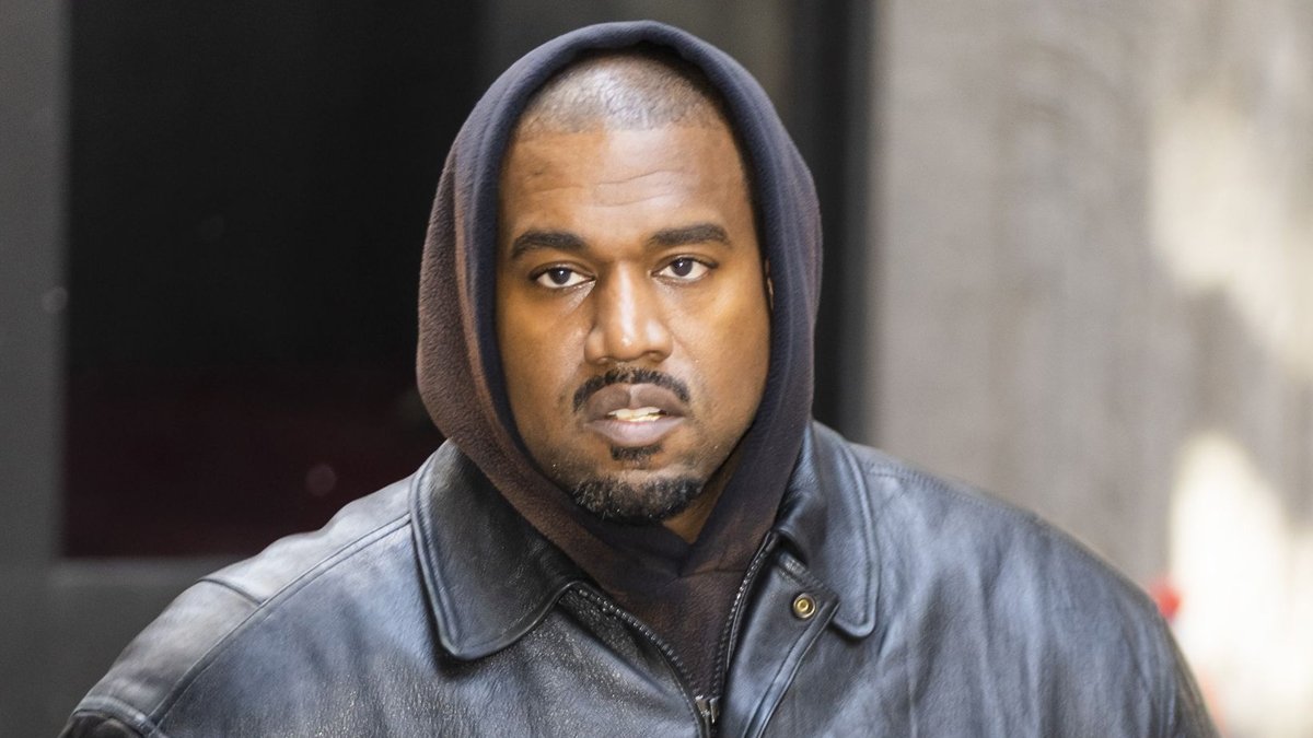 Kanye West'ten skandal açıklamalar: Nazilere ve Hitler'e övgü dolu sözler