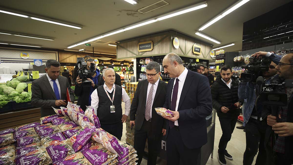 Ekonomiye bakma marketlere bak!