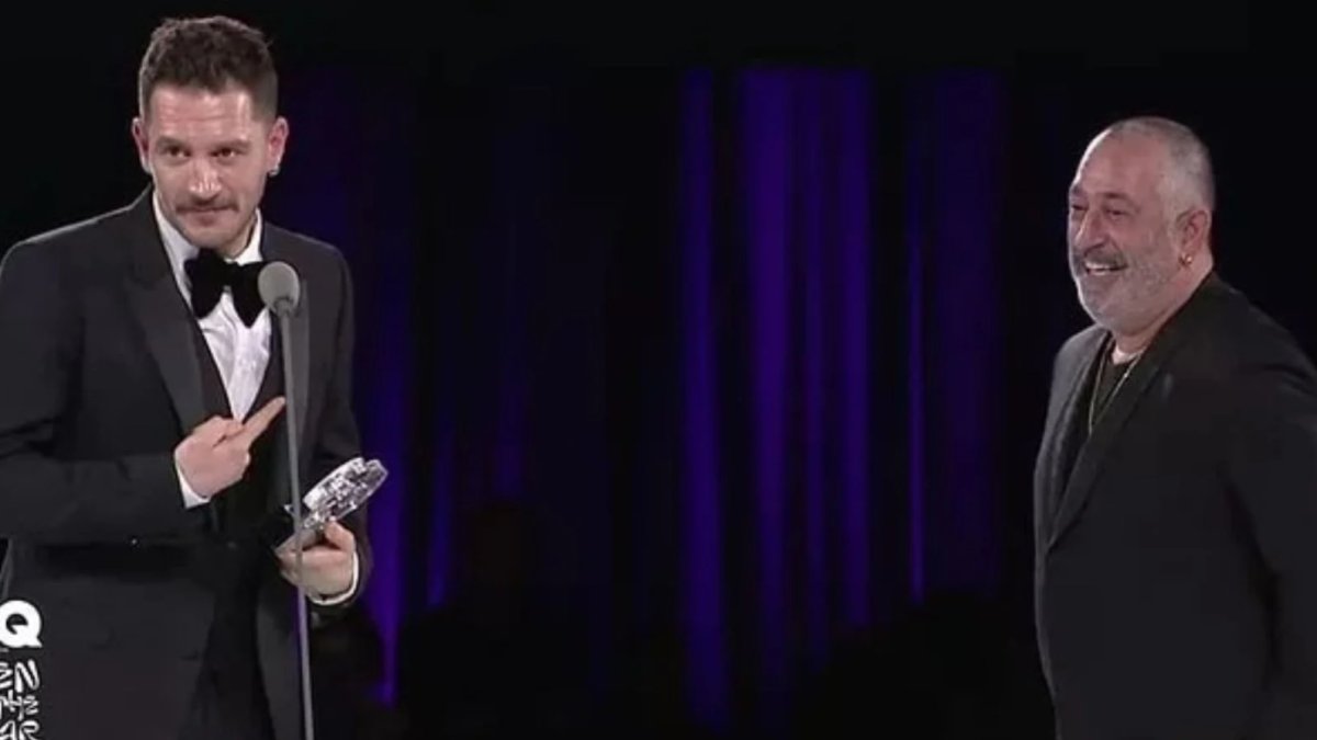 Uraz Kaygılaroğlu'ndan Cem Yılmaz'a tepki: Ciddi bir şey anlatıyorum