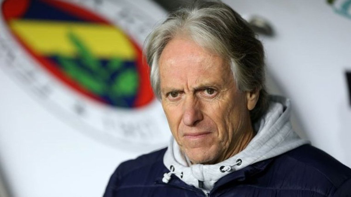 Jorge Jesus sarı-lacivertli taraftarları üzüntüye boğan haberi duyurdu