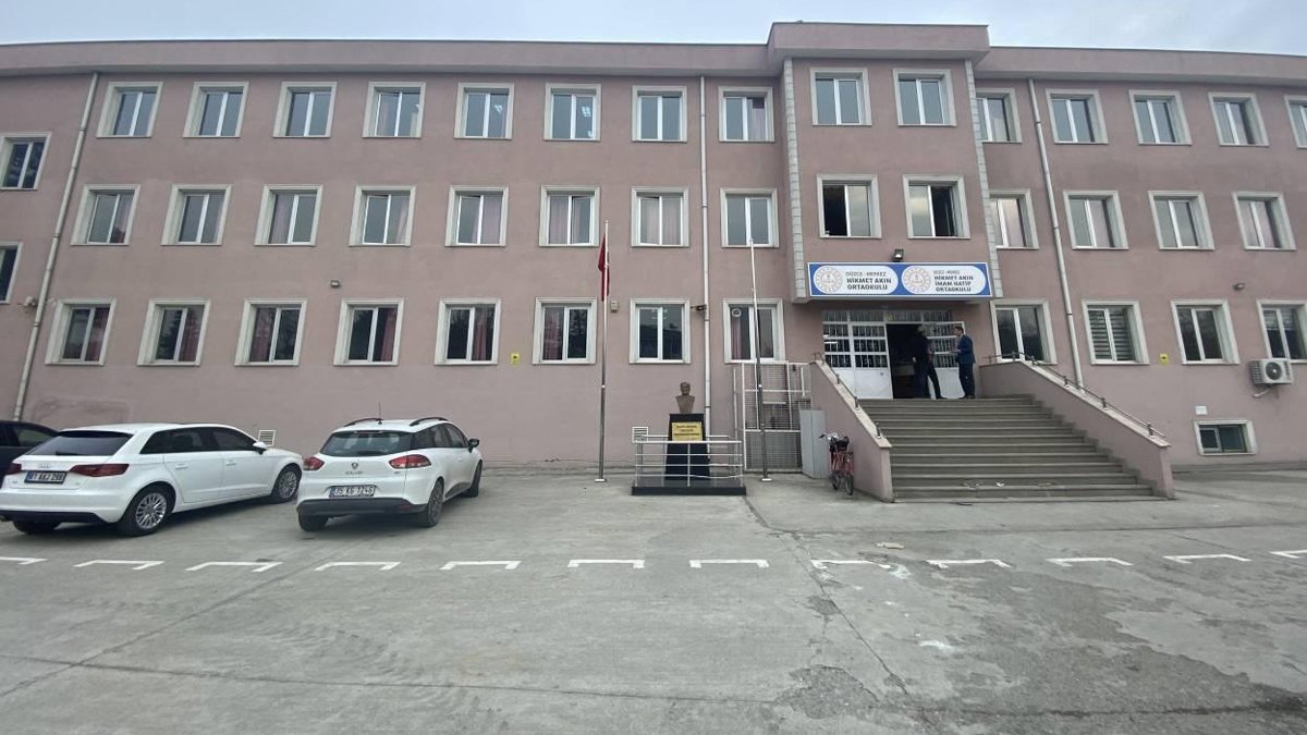 Düzce'de deprem sonrası incelemeler tamamlandı, okullar açılıyor