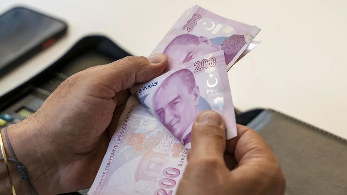Banka genel müdürlerinden şubelere dolar talimatı