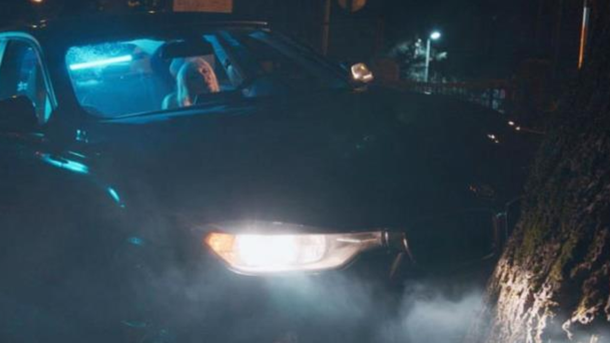 Ünlü şarkıcıdan kahreden haber! Klip çekiminde kaza geçirdi