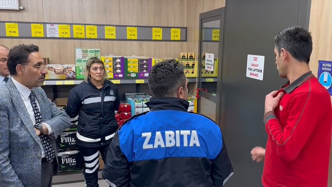 Ağrı'da 5 zincir market daha kapatıldı! Geçtiğimiz hafta da kilit vurulmuştu