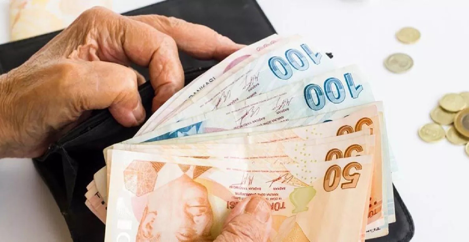 Asgari ücret teklifi en az o rakamdan başlayacak! 2023 asgari ücreti için taban rakam belli oldu... 