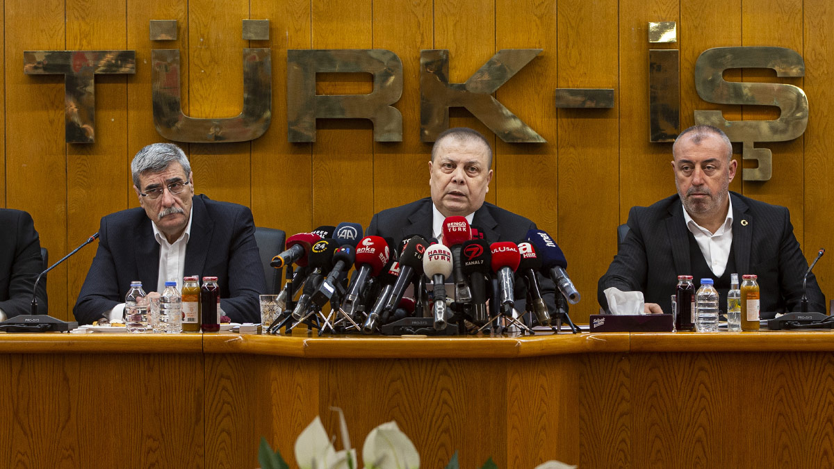 TÜRK-İŞ asgari ücret gündemiyle toplanıyor