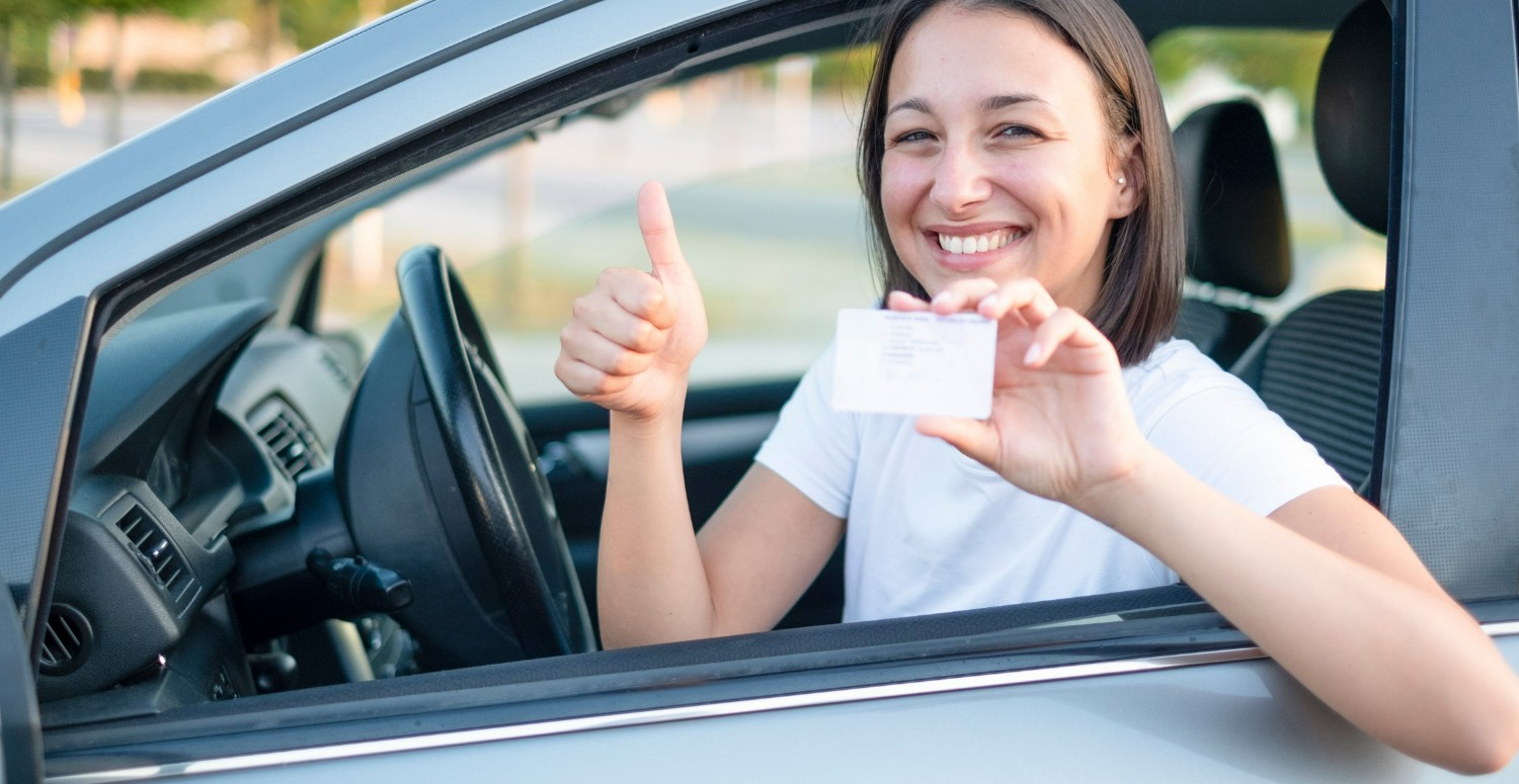 Ehliyeti olmayanlar pişman olacak! 2023'te ehliyet almanın bedeli öyle bir artıyor ki... İşte 2023 ehliyet ücreti 